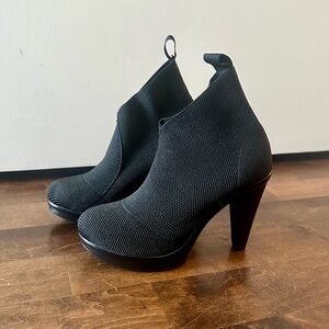Barcelona Collective ankle boot size 8